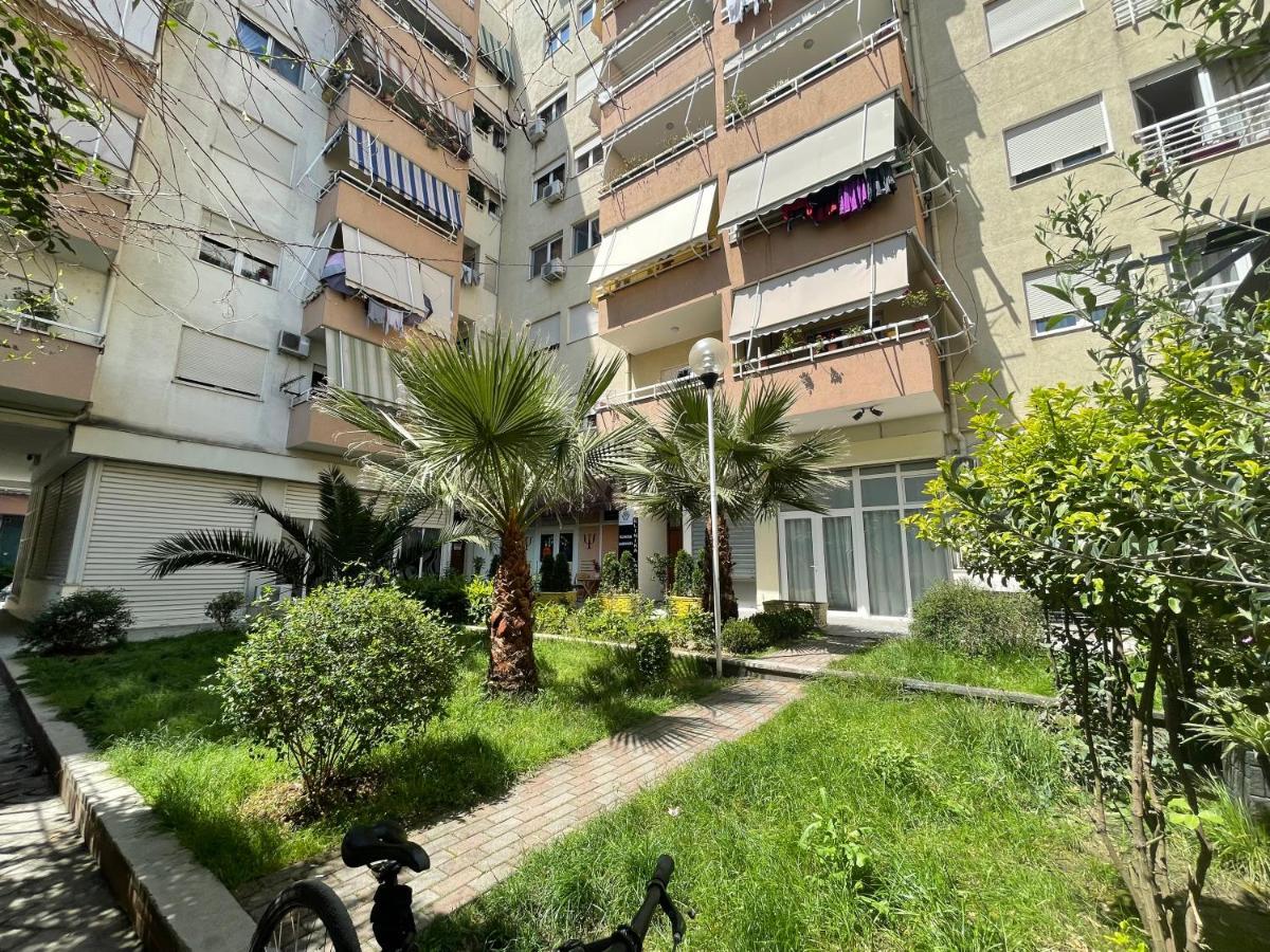 Tirana New Bazaar-Apartment 2 Exterior photo